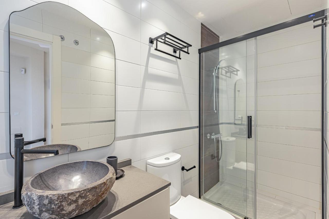 Apartment In The Heart Of The Historic Center Малага Экстерьер фото