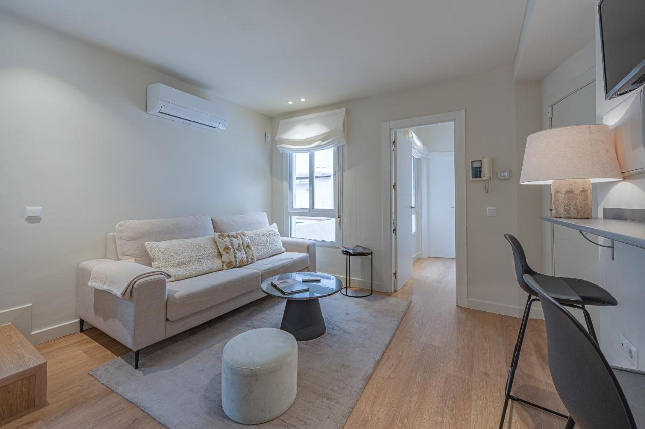 Apartment In The Heart Of The Historic Center Малага Экстерьер фото