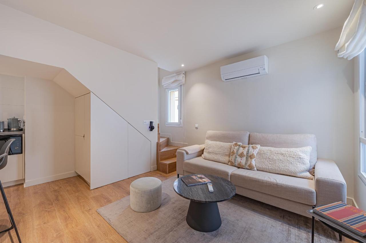 Apartment In The Heart Of The Historic Center Малага Экстерьер фото
